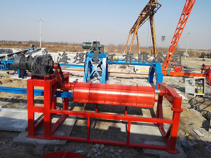 ���b�е�ˮ���ƹܙC(j��)